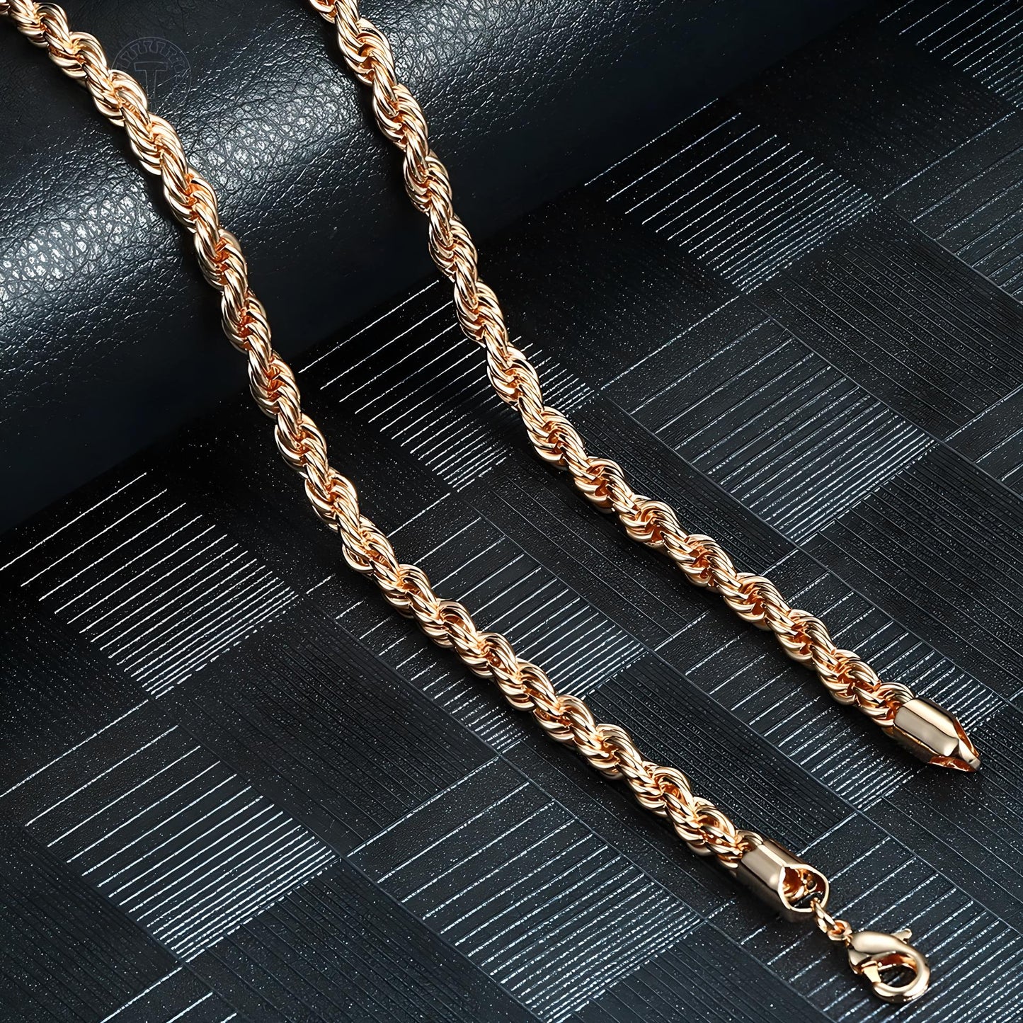 Collier Helios