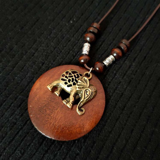 Collier en Bois Ganesha